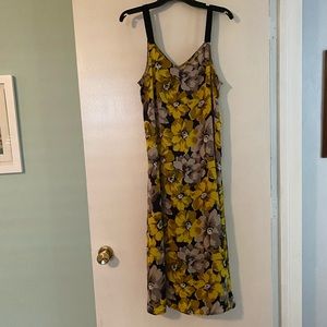 WHO WHAT WEAR FLORAL SLIP DRESS